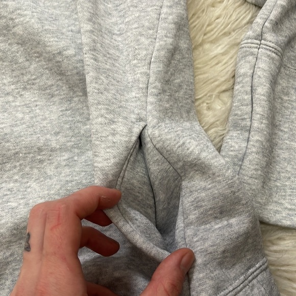 PUMA sweater- size Large - Picture 3 of 5